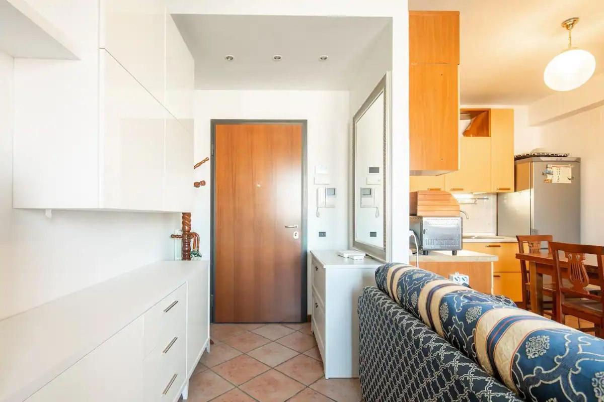 Suite Con 2 Balconi - 6 Guest Prato  Exteriör bild